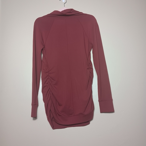 Isabel Maternity long sleeve shirt burgundy, maroon, red size xs Cowl neck - Picture 3 of 3